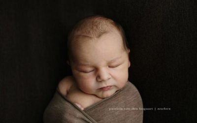 Newborn Photography is a Job! | Information for Photographers and Parents – by Patricia Van Den Bogaart