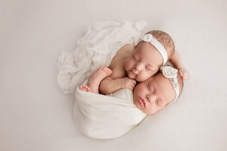 059_LM_Twins