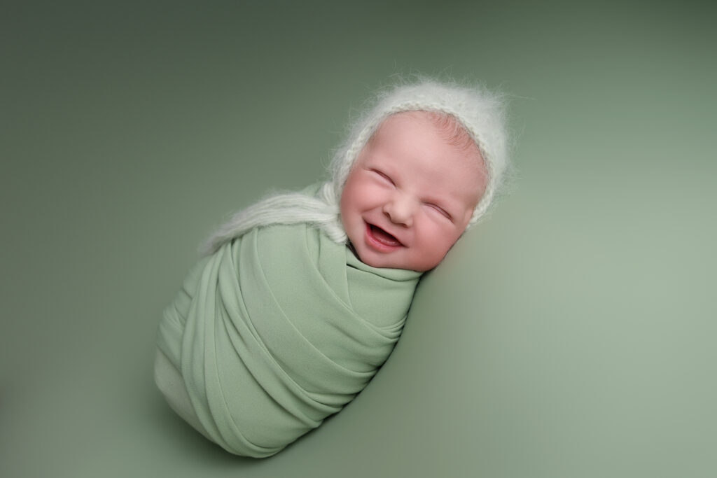 Gummy Grins - Alicia Barrett